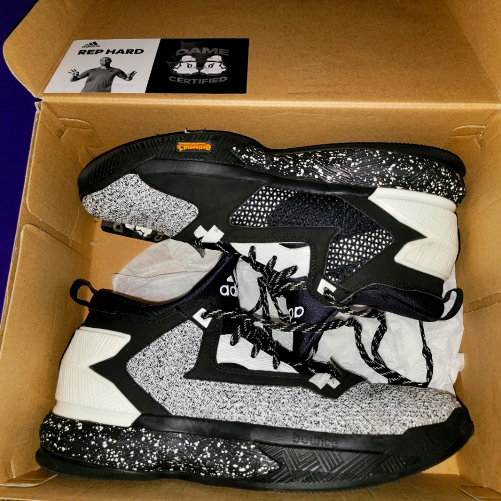 Adidas Dame 2 size 9
